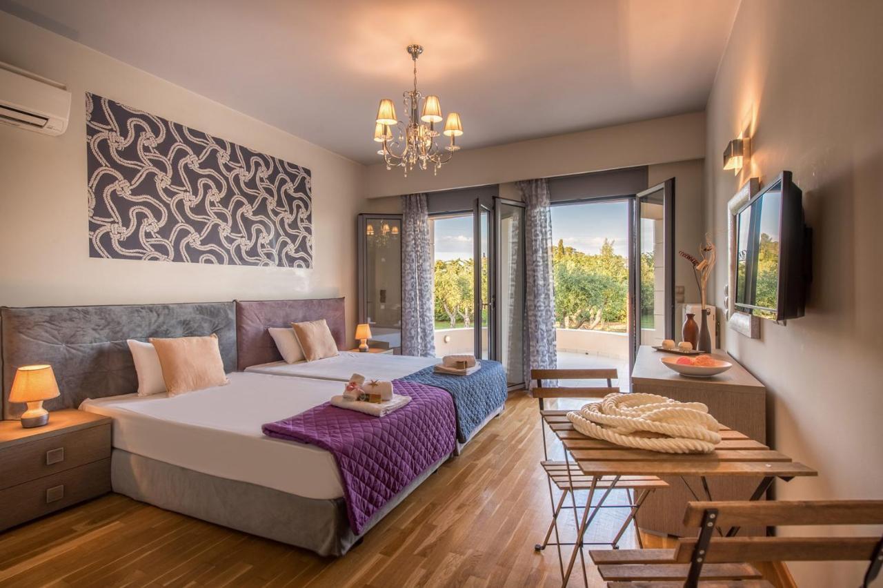 Astarte Villas - Istar Villa With Tennis Court Makhairádhon Esterno foto